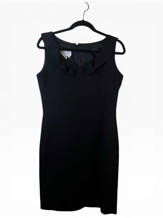David Warren Dresses & Skirts - Davis Warren, Elegant Black Dress with ruffle collar Pettit size 8 NWOT